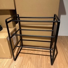 シューズラック　画像の通り伸縮します