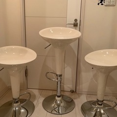 カウンターチェアの画像