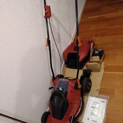 ☆再値下げ。長期保管品　未使用充電芝刈り機☆
