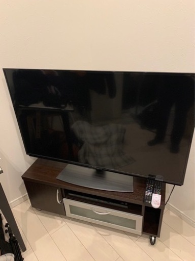 50インチ液晶テレビ、テレビ台、Blu-ray付き