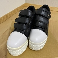 厚底スニーカー　新品