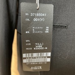 ビジネススーツ　春夏用　未使用の画像