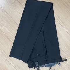 ビジネススーツ　春夏用　未使用の画像
