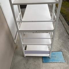 システムデスク　ホワイトの画像