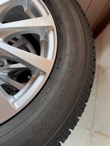 TOYO 新品 スタッドレス 4本 195/65R15 ホイール付き