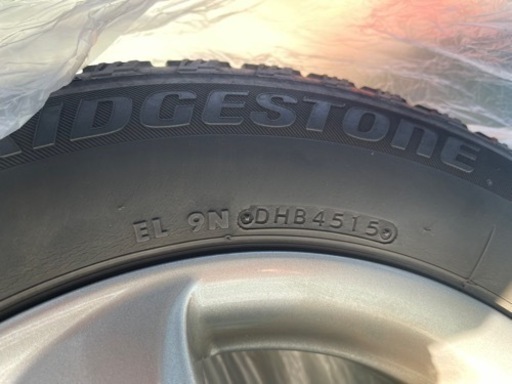 スタッドレスタイヤ　195/65r15 5穴　pcd114.3 ４本