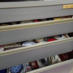 引き出し式食器棚　90cm幅の画像