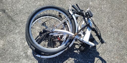 美品 20インチ 折たたみ自転車 ６段変速 不具合なし 輪行 ポタリング