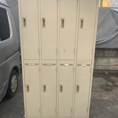 カギ付き　ロッカー