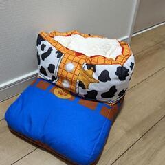 トイ・ストーリープレミアムフットウォーマー　ウッディ柄