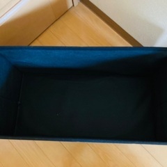 折りたたみ可能 収納付きオットマンの画像