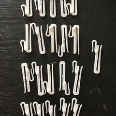 無料　カーテンフック　調整機能付き