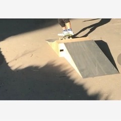 スケボージャンプ台2個セットの画像