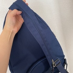 キッズ　テニスバッグ　テニスリュック　ポケット付きの画像