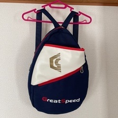 キッズ　テニスバッグ　テニスリュック　ポケット付きの画像