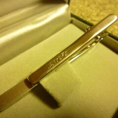 (オークション入札が入りましたので質問を終了させて頂きます）ミラショーンネクタイピン美品の画像