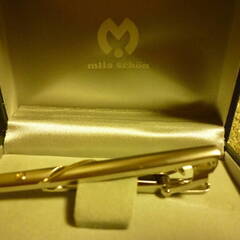 (オークション入札が入りましたので質問を終了させて頂きます）ミラショーンネクタイピン美品の画像