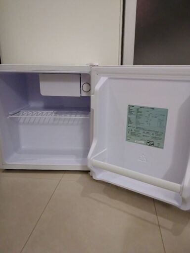 小型冷蔵庫