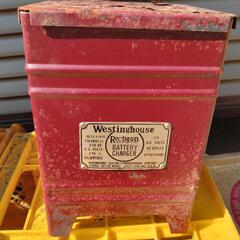 アメリカ製のバッテリーチャージャー『再投稿です』