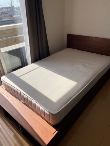 【購入者決定済】無印良品のセミダブルサイズ収納ベッド