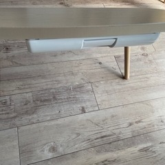 IKEA 木製ローテーブル ホワイトウッドの画像