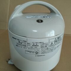 電子ジャー炊飯器　３合　パナソニック SR-CF05（中古）の画像