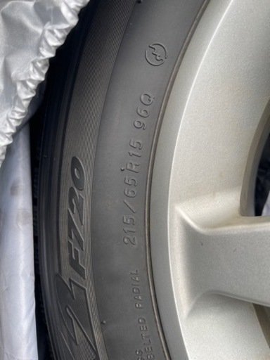 車 スタッドレスタイヤ 4本 215/65R15 中古 ヨコハマタイヤ ホイール付き