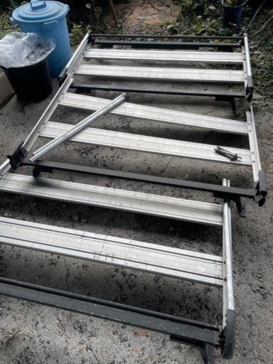 値下げ★格安　キャラバンnv350 型式E26 ルーフキャリア　タフレット