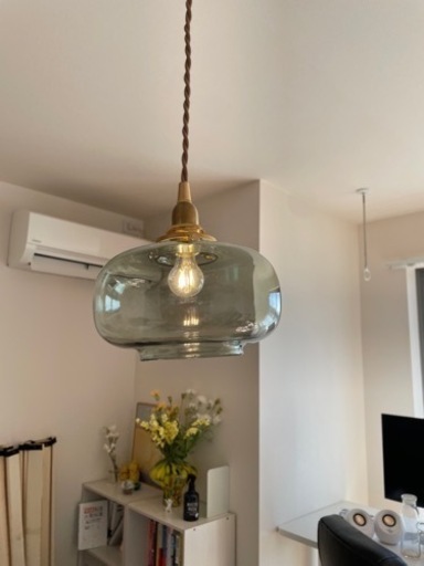 Glass × Brass　繭玉のようなガラスのペンダントライト