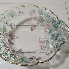 ソガジャパン　ガラス大皿　ストロベリー