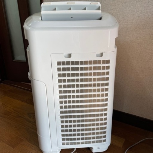 2/28まで！訳あり　シャープ　大型　プラズマクラスター　空気清浄機　加湿機能付き