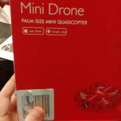 超小型ドローンの画像