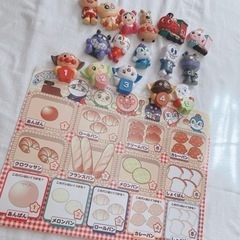 知育玩具♡アンパンマンと仲間たちいろいろぴったんセット♡シート付きの画像