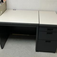 UCHIDA　事務用机　袖机付