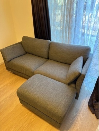 【ご購入者様決定】定価¥60900-ニトリ3人用布張り＋スツールセット