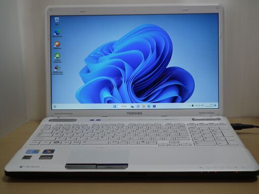 №583【SSD256GB搭載WIN11 東芝 Satellite TX/77MWH Core-i5/ﾒﾓﾘ4GB/Office365】