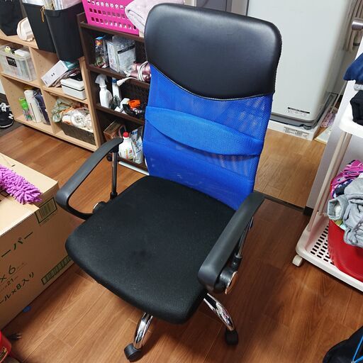 【2/28まで引取限定(W665×D725×H1090～1160㎜)】ELECOM CCH-H002ABK コンピュータチェア