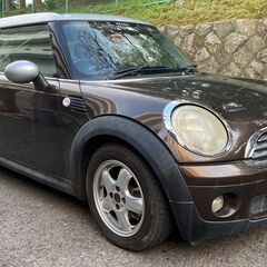 駐車場整理のため処分価格 miniクラブマン　チョコレート　現状...