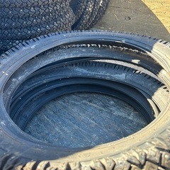 スパイクタイヤ　2.50-17 2本セット スーパーカブなどにの画像