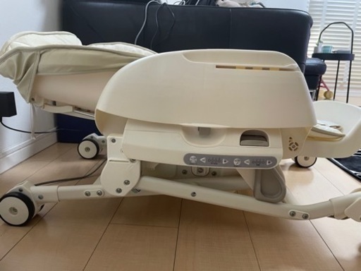コンビ　電動　ハイローチェア