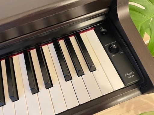 美品ピアノ　納入してから2年　数十回使用