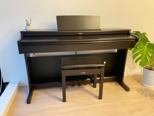 美品ピアノ　納入してから2年　数十回使用