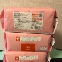 生理用品　3つ