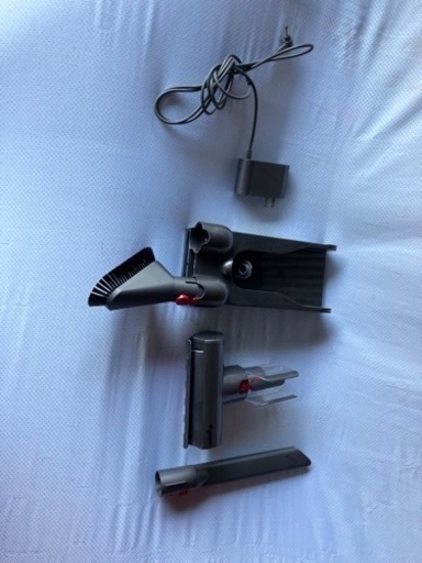 Dyson V11 fluffy 中古掃除機　充電式