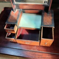 昭和レトロ　鏡台　ドレッサー　小型鏡　小物入れ　まとめてお譲りします。積み込み比較的容易です。の画像