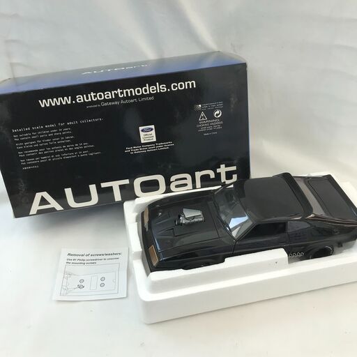 新入荷！！　AUTOart　ミニカー　フォード　ファルコン　インターセプター　箱付き　美品