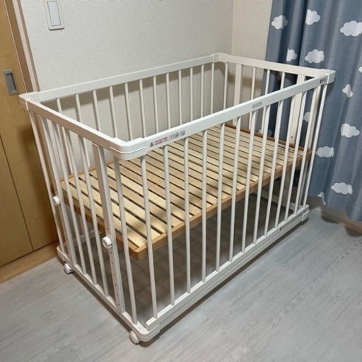 ベビーベッド ファルスカ ベッドサイドベッド