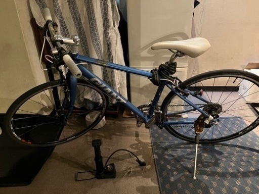 2/21まで GIANT ESCAPE XS 輪行バック、空気入れ付き