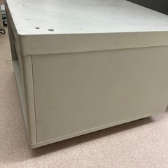 【お引取り先決定しました】キャスター付の棚　※2/25までの画像