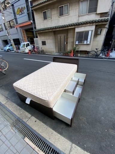 ?美品マットレス　フレームセットセミダブル?大阪市内配達設置無料??
